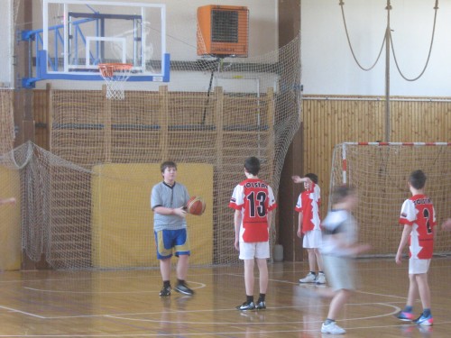 2013.3.20. Basketbal 6.,7.roč. H, OK
